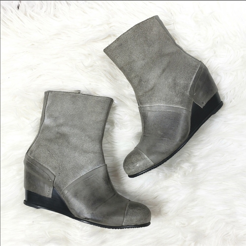 Antelope Grey leather wedge booties